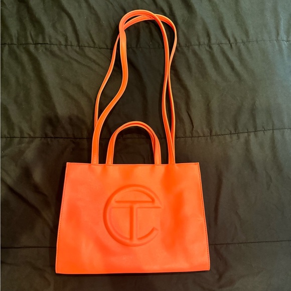 Medium Telfar Shopping Bag in Hazard - Picture 5 of 9